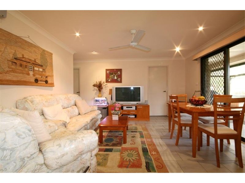 17 Shady Avenue, Salt Ash NSW 2318