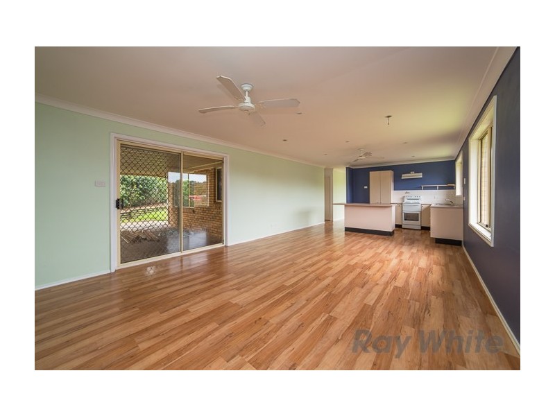 21 Honeyeater Place, Tingira Heights NSW 2290