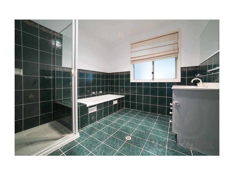 21 Honeyeater Place, Tingira Heights NSW 2290