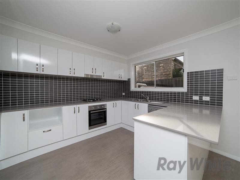 5/2 Conmurra Circuit, Shortland NSW 2307