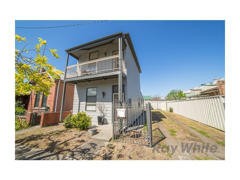 21 Lindsay Street, Hamilton NSW 2303