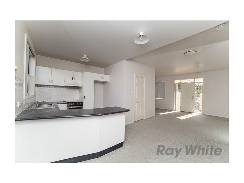 2/5 Steel Street, Hamilton NSW 2303