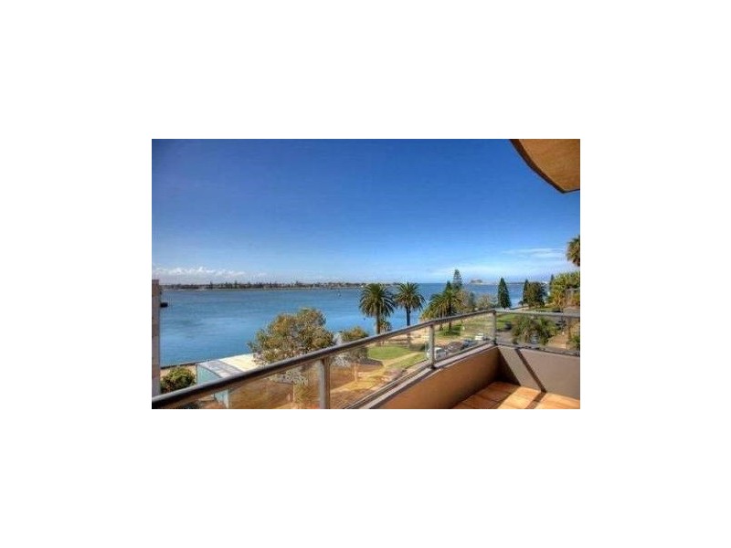 301/265 Wharf Road, Newcastle NSW 2300