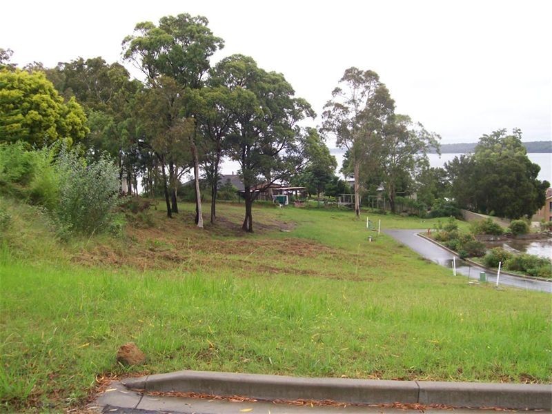 56 Thompson Road, Speers Point NSW 2284