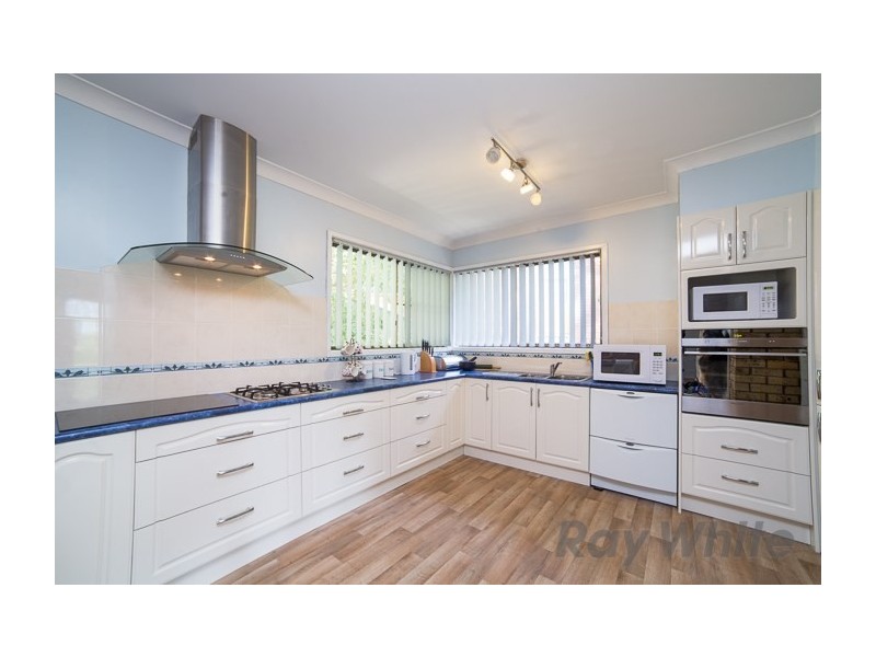 4 Atherton Close, Rankin Park NSW 2287