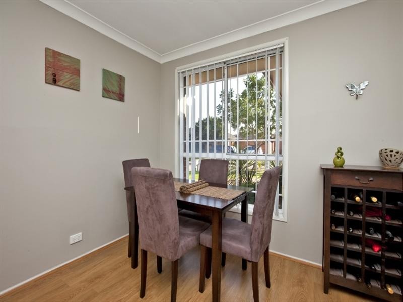 8 Hollingsford Crescent, Carrington NSW 2294