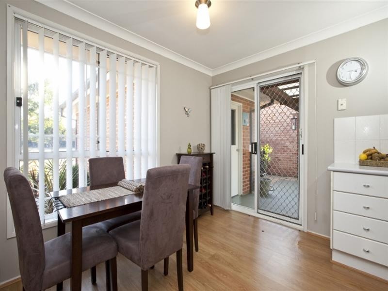 8 Hollingsford Crescent, Carrington NSW 2294