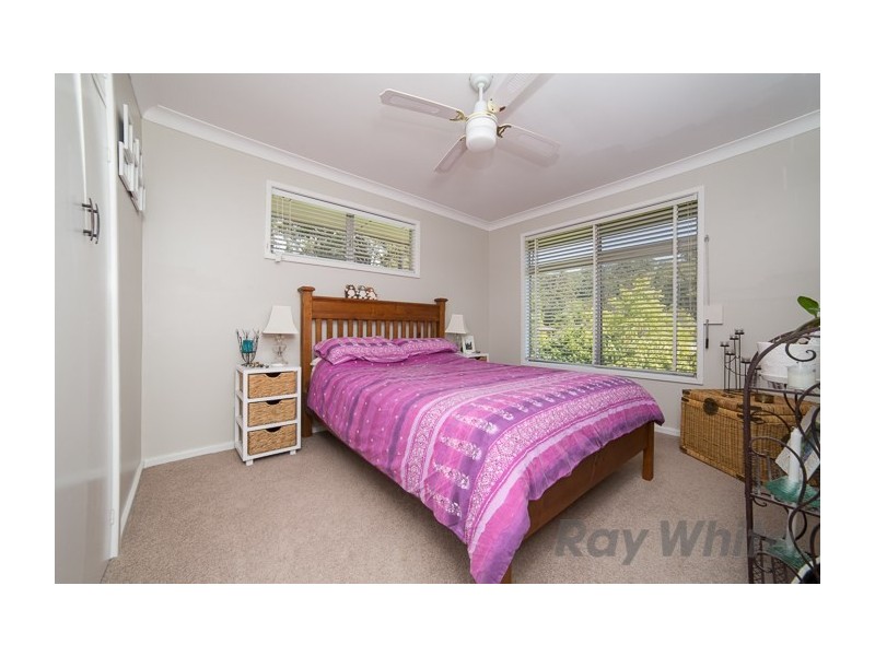 26 Kuranda Crescent, Kotara South NSW 2289