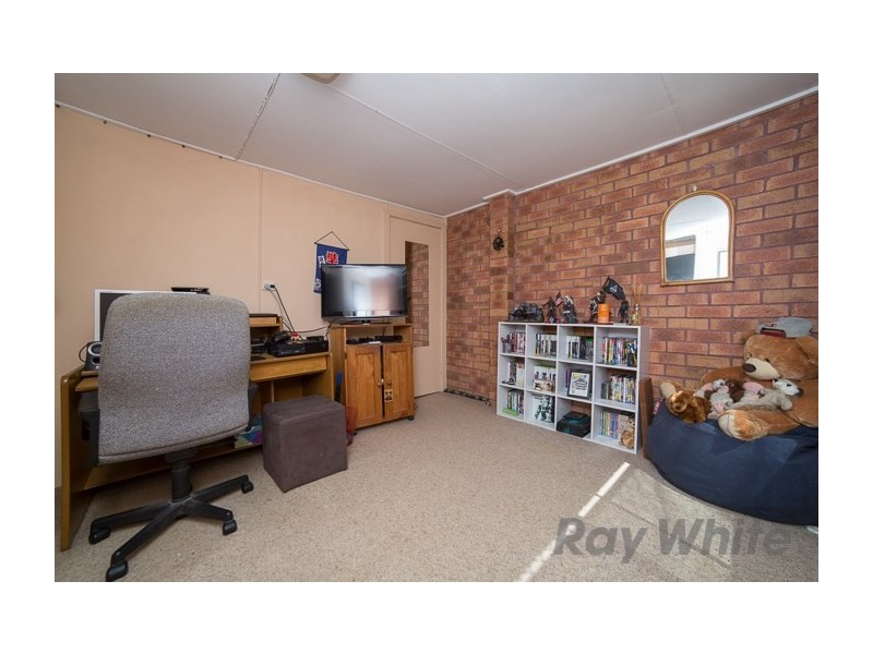 26 Kuranda Crescent, Kotara South NSW 2289