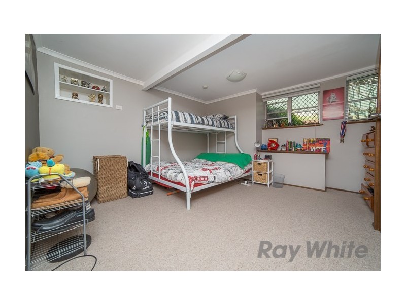26 Kuranda Crescent, Kotara South NSW 2289