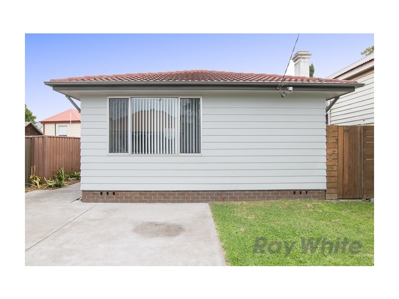 39 Rodgers Street, Carrington NSW 2294
