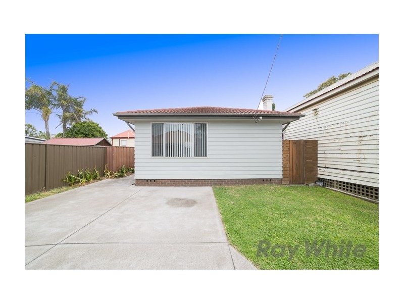 39 Rodgers Street, Carrington NSW 2294