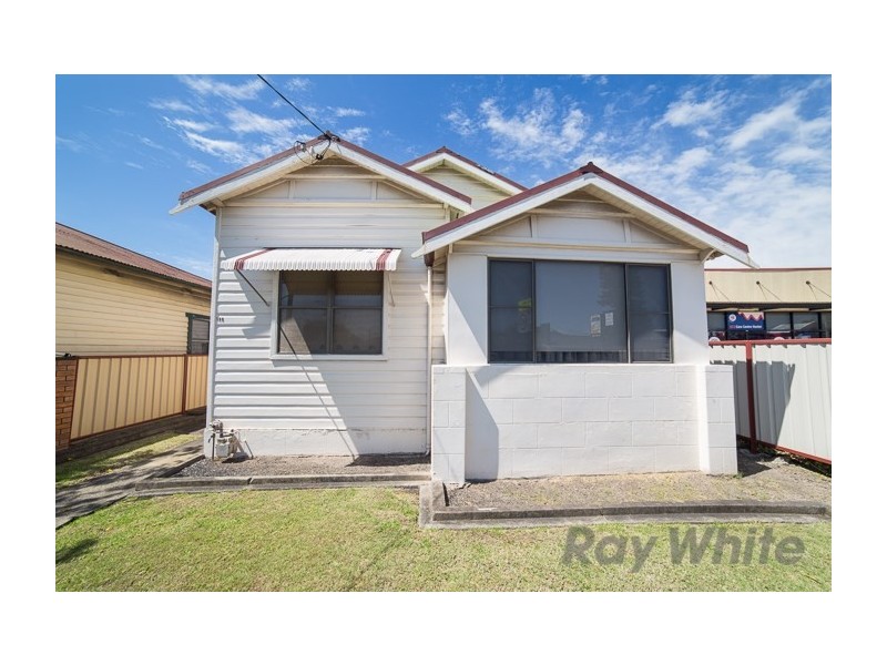 135 Brunker Road, Adamstown NSW 2289