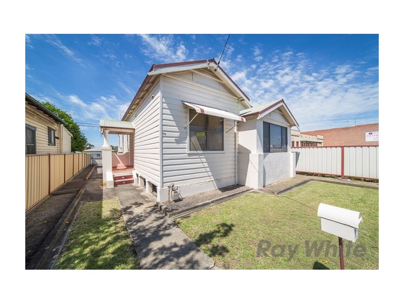 135 Brunker Road, Adamstown NSW 2289
