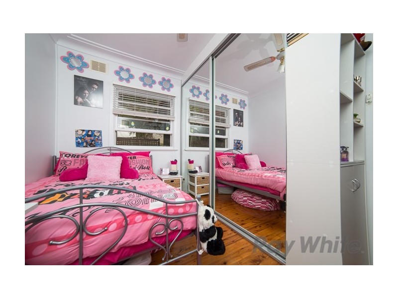 38 Crescent Road, Charlestown NSW 2290