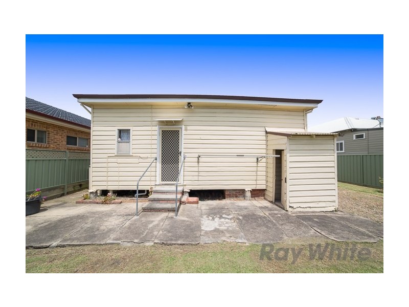 90 Lockyer Street, Adamstown NSW 2289