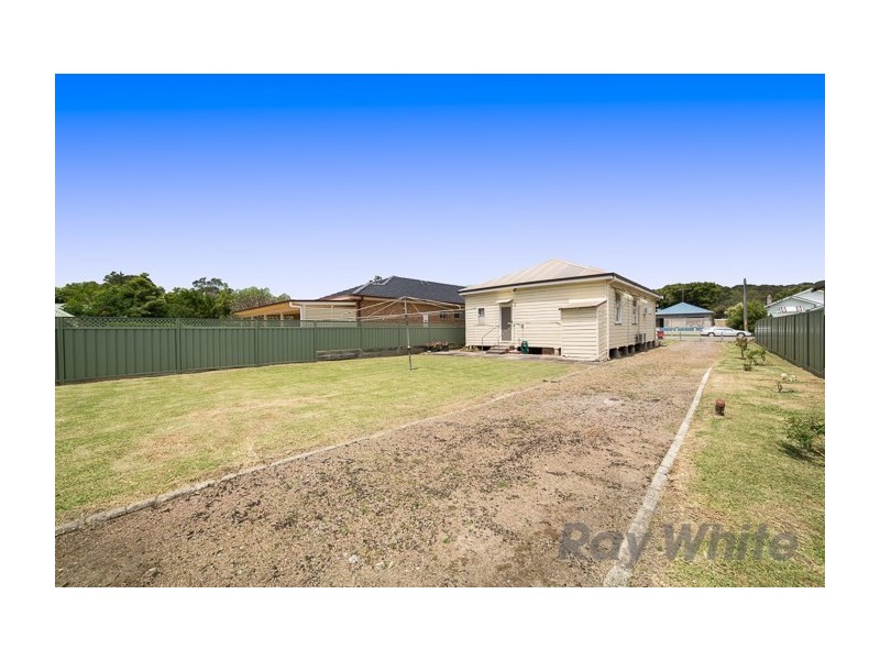 90 Lockyer Street, Adamstown NSW 2289
