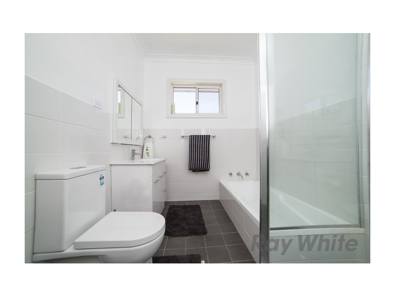 239 Lake Road, Glendale NSW 2285