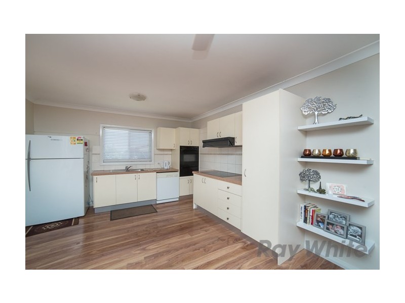 239 Lake Road, Glendale NSW 2285