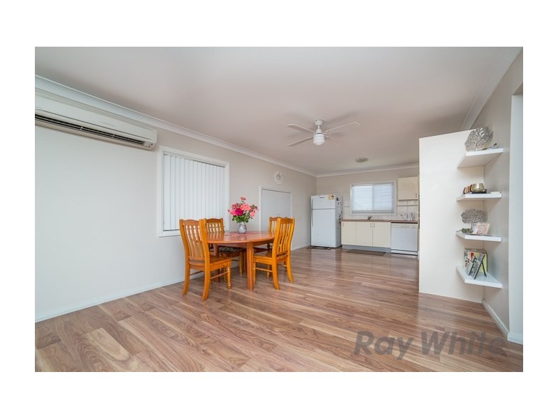 239 Lake Road, Glendale NSW 2285