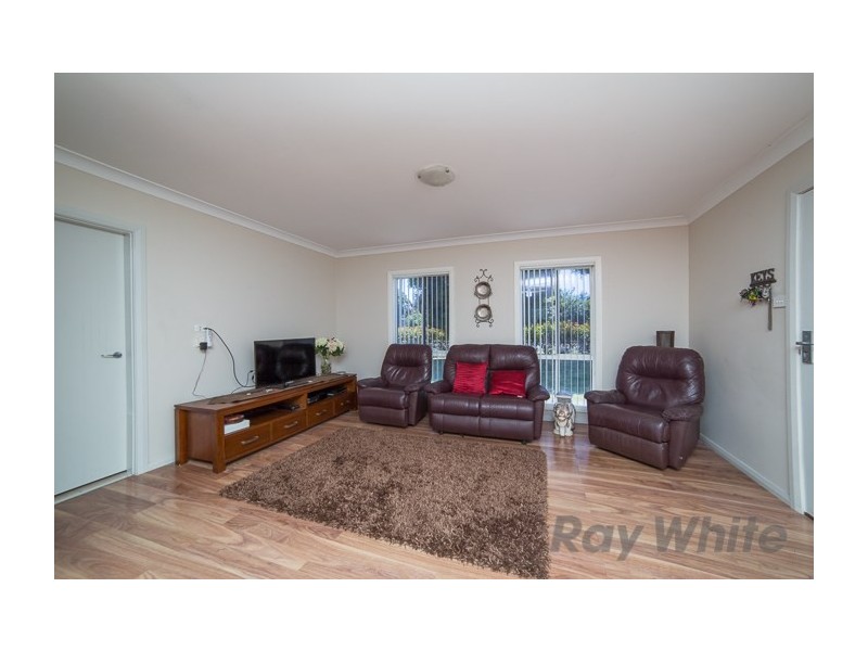 239 Lake Road, Glendale NSW 2285