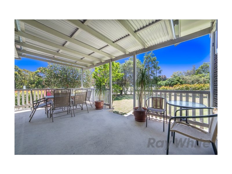 239 Lake Road, Glendale NSW 2285