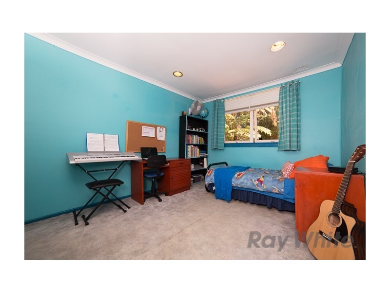 8 Regent Street, Tingira Heights NSW 2290