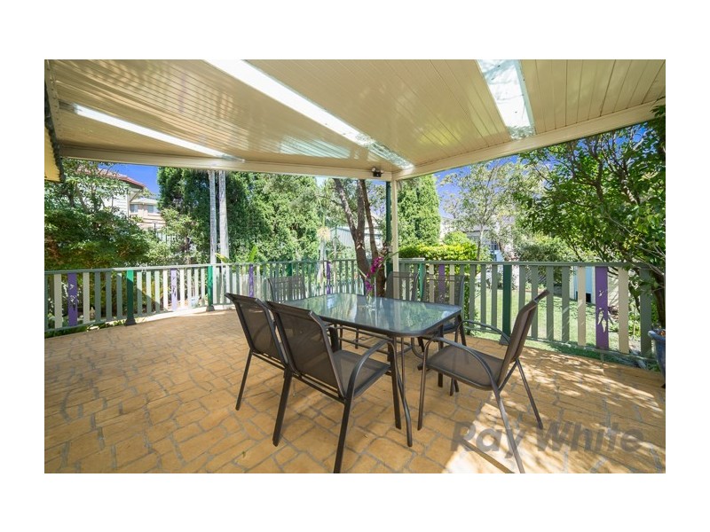 8 Regent Street, Tingira Heights NSW 2290