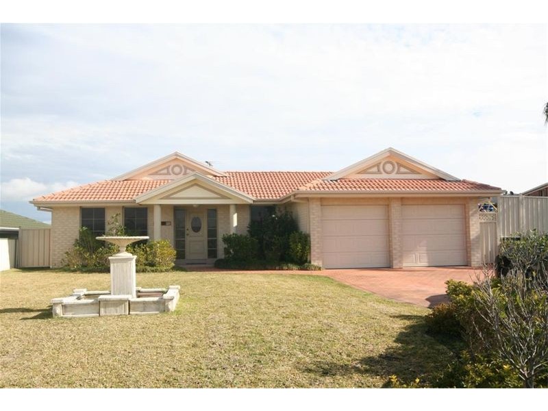 7 Clearview Close, Cameron Park NSW 2285