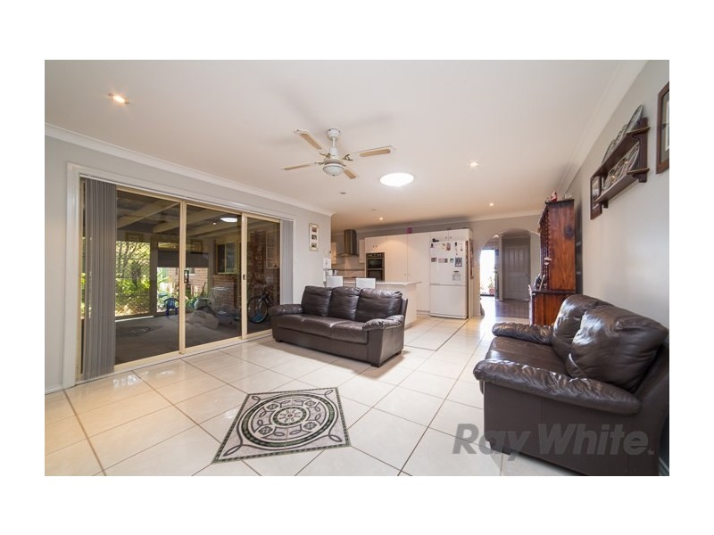 8 Archer Crescent, Maryland NSW 2287