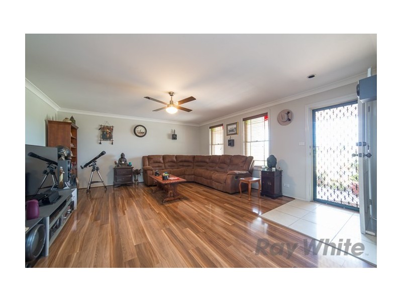 8 Archer Crescent, Maryland NSW 2287