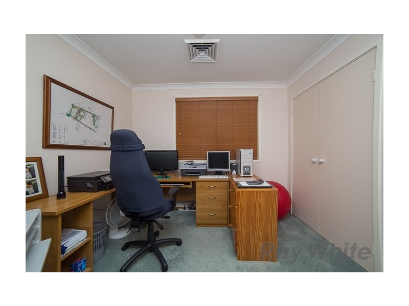 24 McInness Street, Minmi NSW 2287