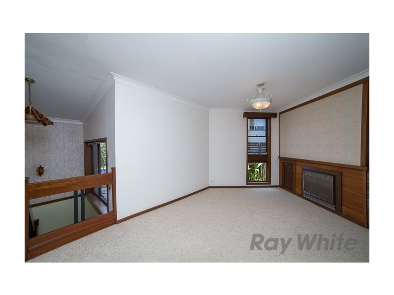 10 Aylward Street, Belmont NSW 2280