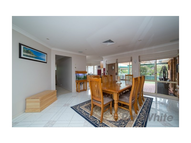 11 Smokebush Place, Garden Suburb NSW 2289