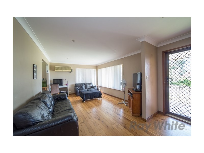 18 Cambronne Parade, Elermore Vale NSW 2287