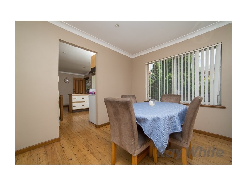 18 Cambronne Parade, Elermore Vale NSW 2287