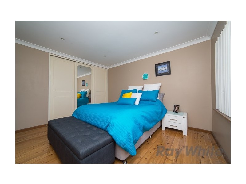 18 Cambronne Parade, Elermore Vale NSW 2287