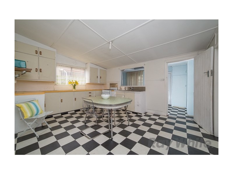 147 Young Road, Lambton NSW 2299