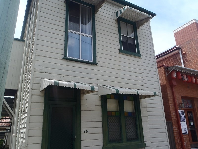 2/29 Steel, Hamilton NSW 2303