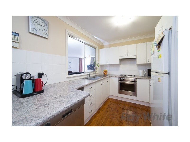 8 Matfen Close, Maryland NSW 2287