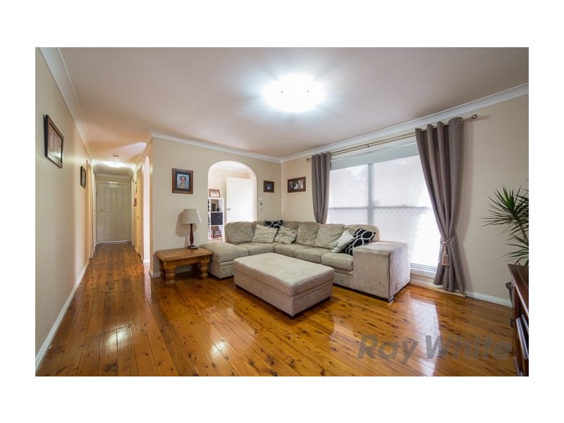 8 Matfen Close, Maryland NSW 2287