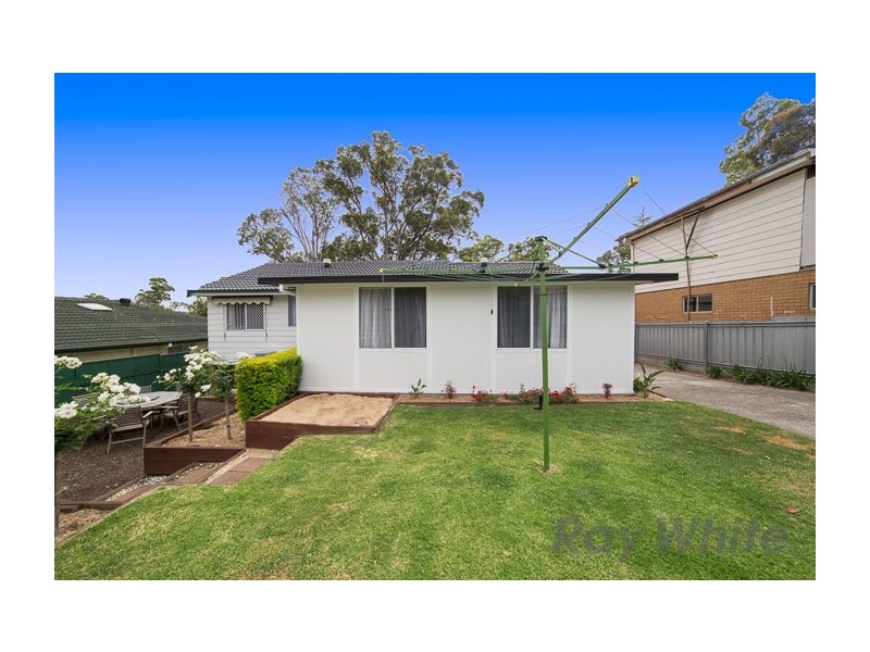 8 Matfen Close, Maryland NSW 2287