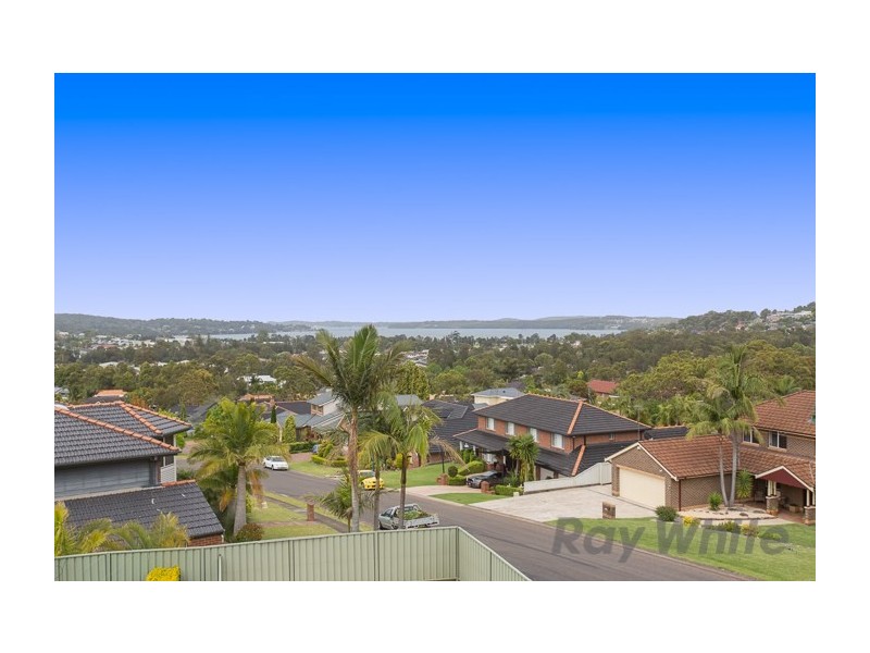 17 Ulverston Way, Lakelands NSW 2282