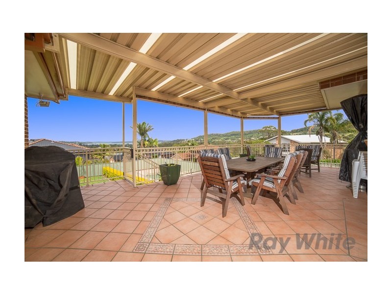 17 Ulverston Way, Lakelands NSW 2282