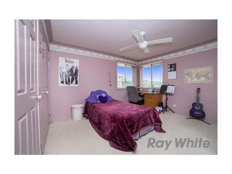 17 Ulverston Way, Lakelands NSW 2282