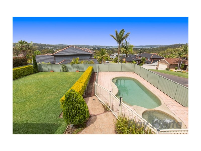 17 Ulverston Way, Lakelands NSW 2282