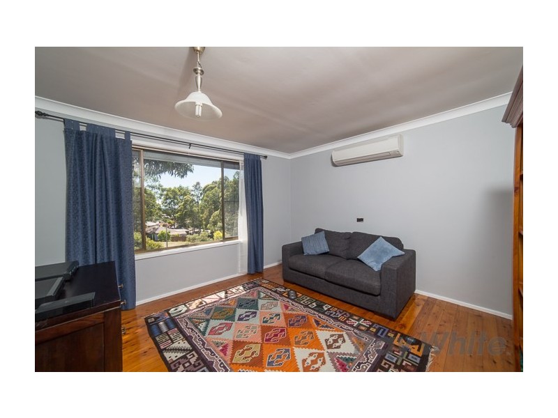 1 Kiara Close, Maryland NSW 2287