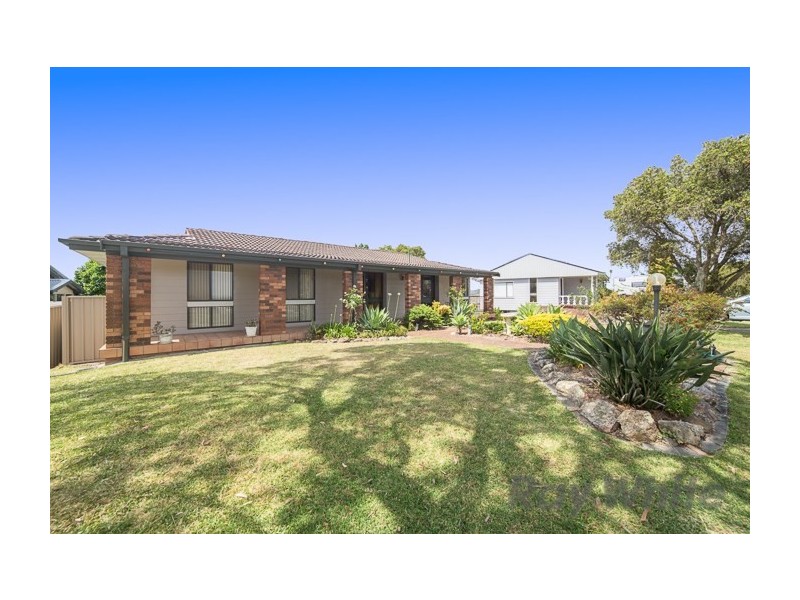 15 Cooksey Close, Waratah West NSW 2298
