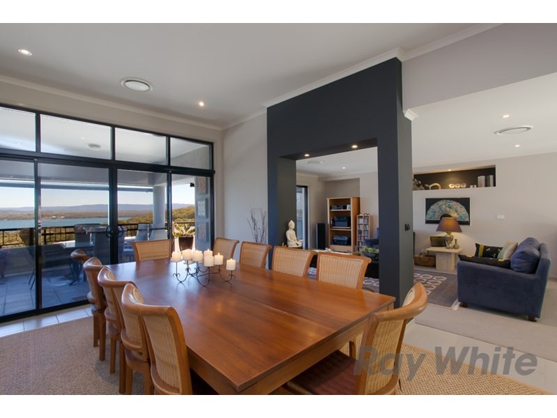 9 Chateau Place, Eleebana NSW 2282