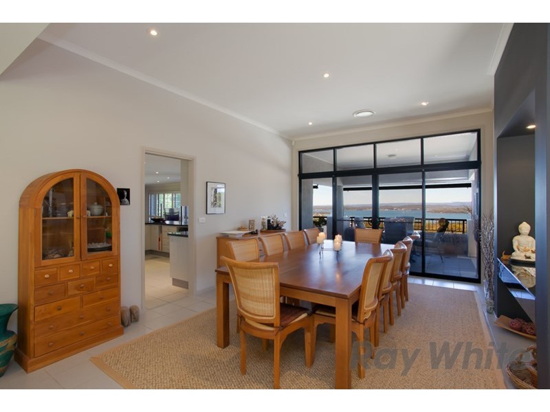 9 Chateau Place, Eleebana NSW 2282